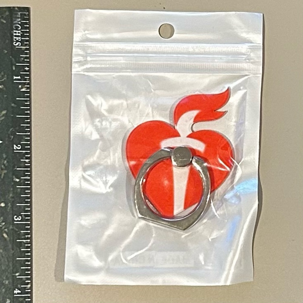 🌟FREE with purchase🌟 Keyring attachment for back of phone